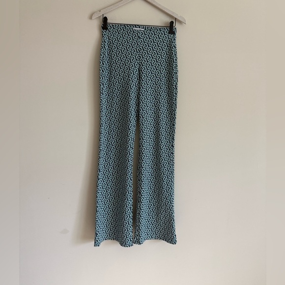 Urban Outfitters Retro Print Flare Pants Size S - Picture 2 of 10